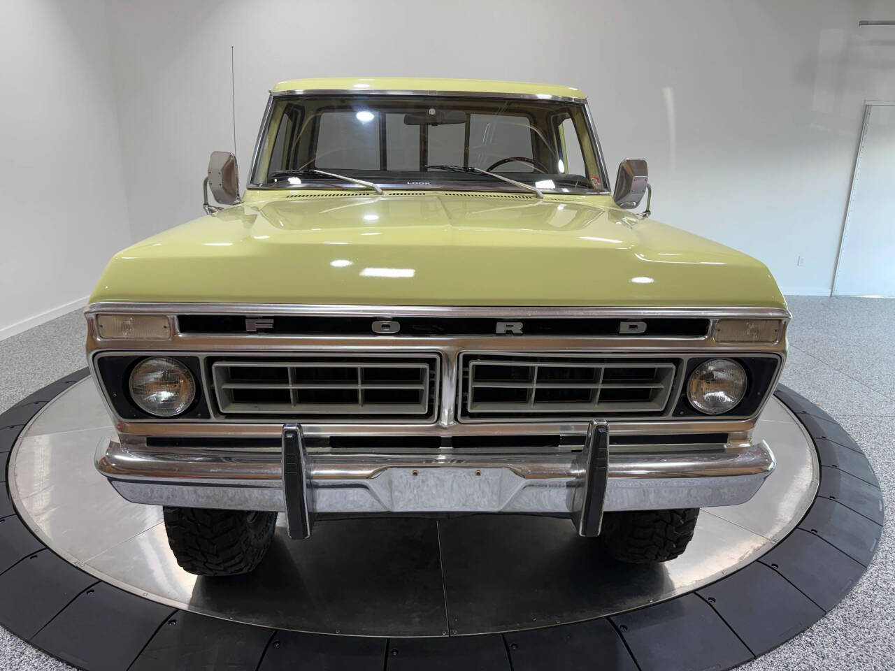 1976 Ford F-250 4