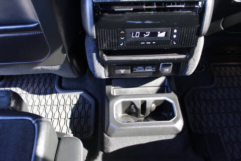 2023 Jeep Wagoneer Series III