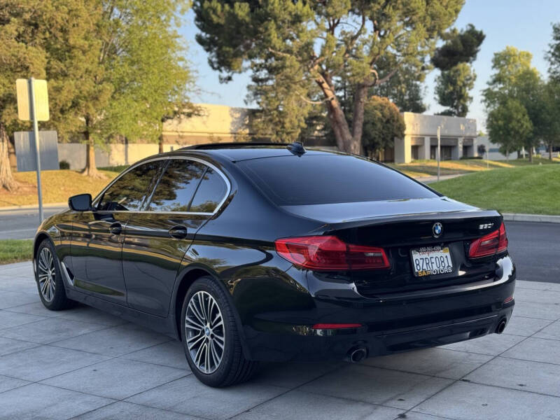 2019 BMW 5 Series 530i