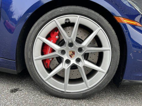 2025 Porsche 911 Targa 4 GTS