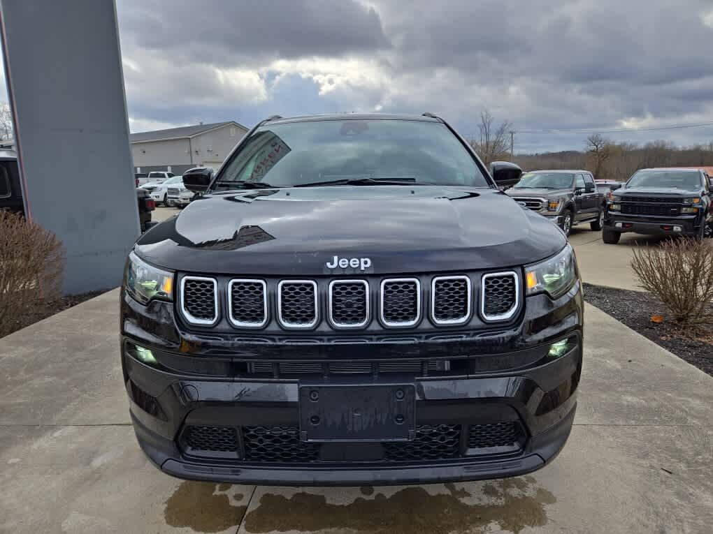 2023 Jeep Compass for sale at Dave Warren Used Car Super Center in Westfield, NY