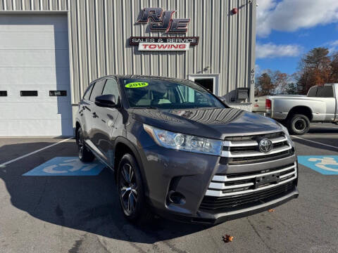 2018 Toyota Highlander LE