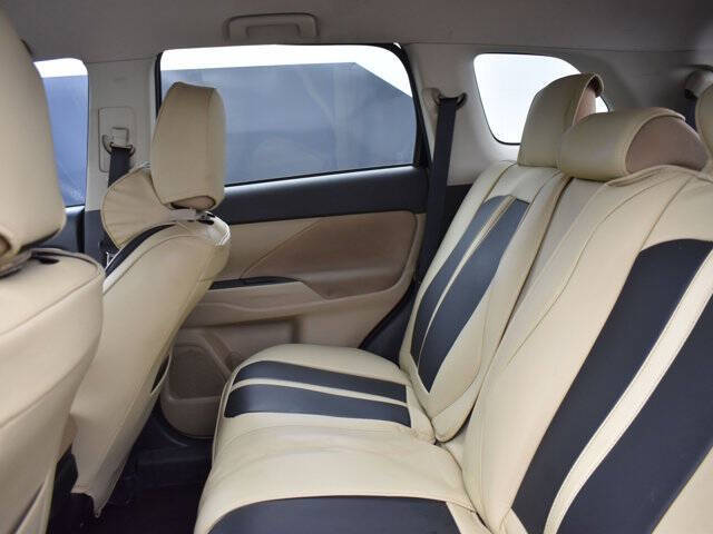 2016 Mitsubishi Outlander SE