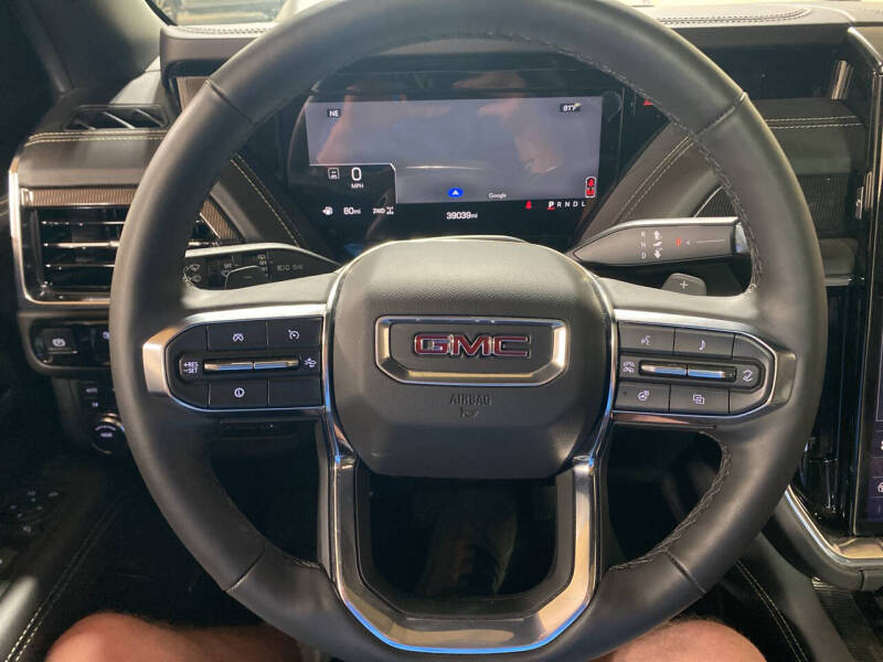2025 GMC Yukon Elevation