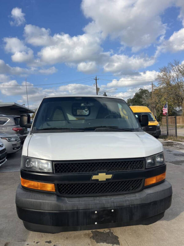 2018 Chevrolet Express 2500