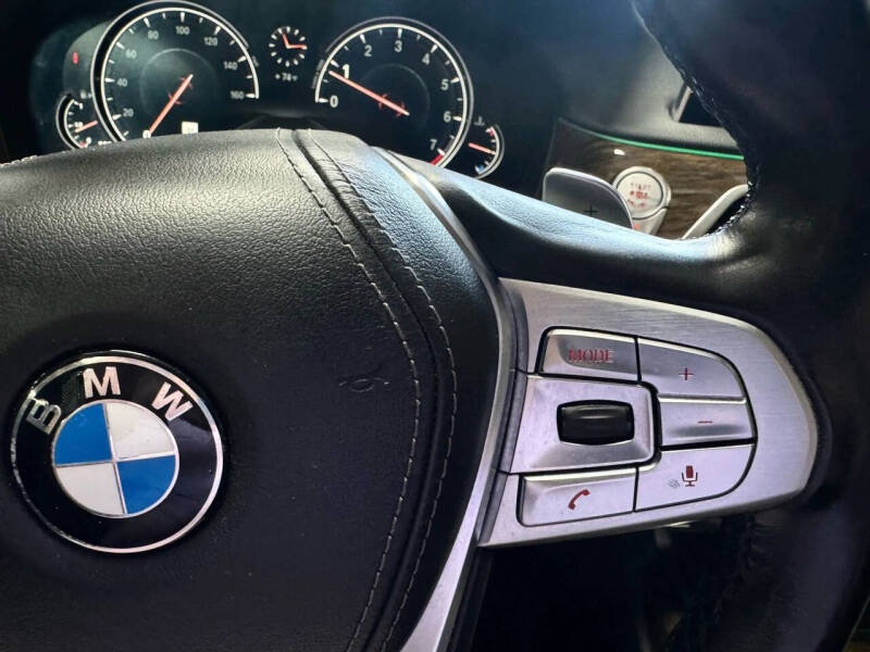 2018 BMW 7 Series 740i