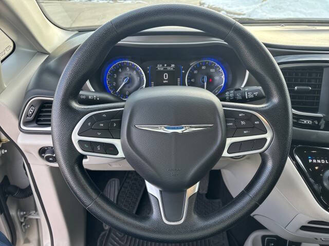 2020 Chrysler Pacifica Touring