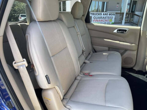 2019 Nissan Pathfinder S