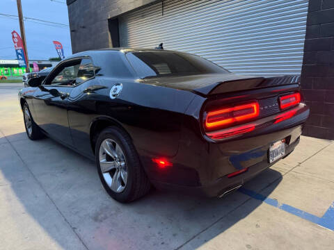 2020 Dodge Challenger SXT