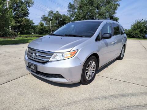 2013 Honda Odyssey for sale at Mr. Auto in Hamilton OH