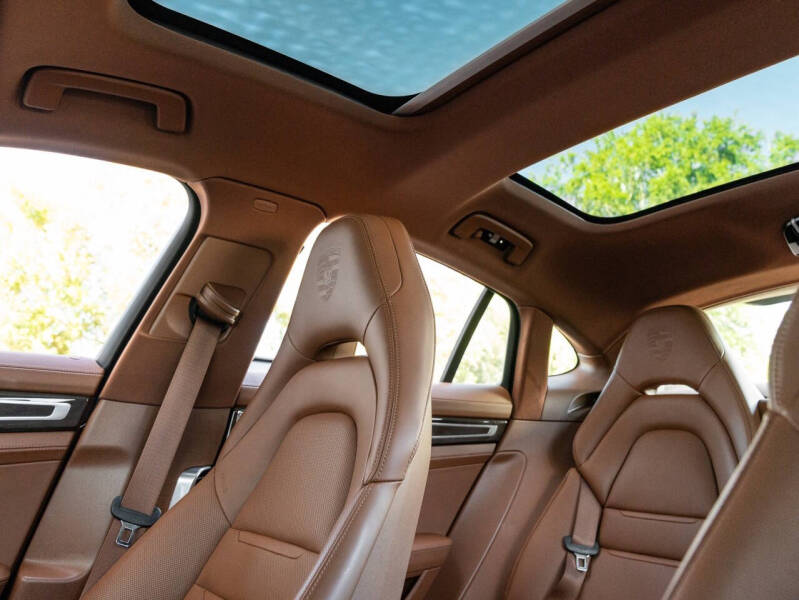 2023 Porsche Panamera