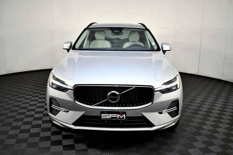 2022 Volvo XC60 B5 Momentum