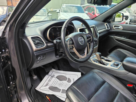 2017 Jeep Grand Cherokee