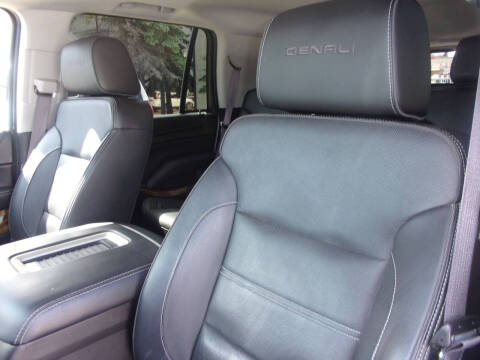 2017 GMC Yukon Denali