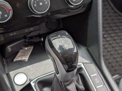 2024 Volkswagen Taos S