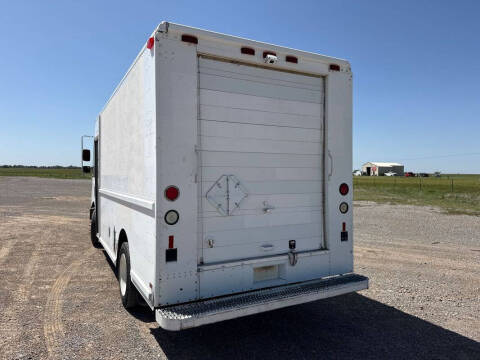 2000 Freightliner MT45 Chassis