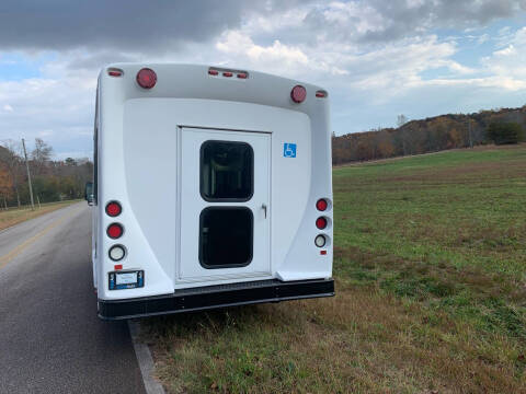 2017 Ford E-Series E-350 SD