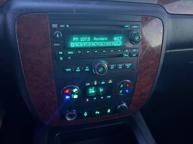 2013 Chevrolet Suburban LT