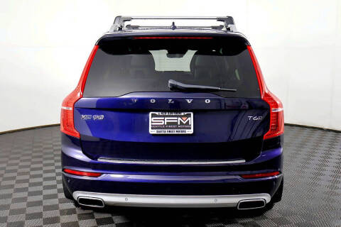 2017 Volvo XC90 T6 Momentum