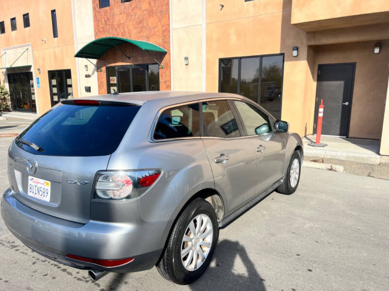 2011 Mazda CX-7 i Sport photo 5