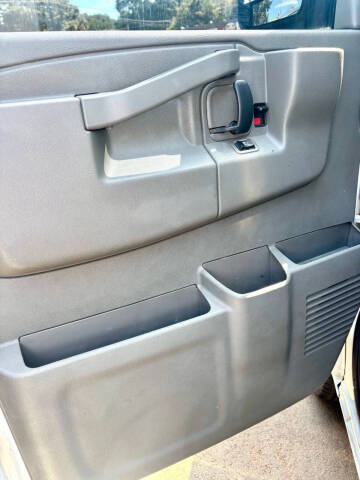 2018 Chevrolet Express 2500