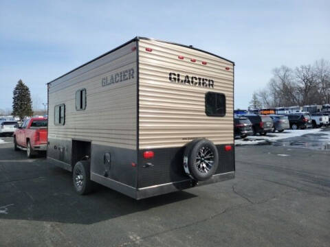 2024 Glacier 17 RB LE