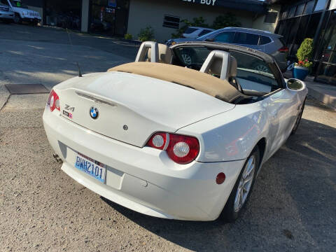 2005 BMW Z4 2.5i