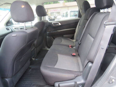 2017 Nissan Pathfinder