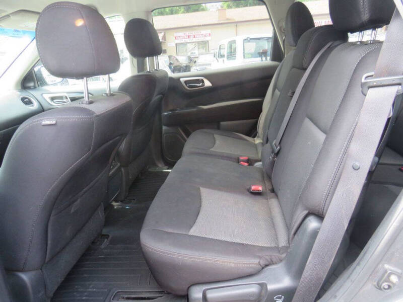 2017 Nissan Pathfinder