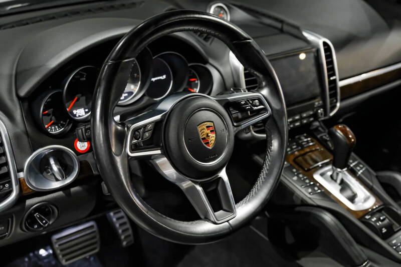 2017 Porsche Cayenne S