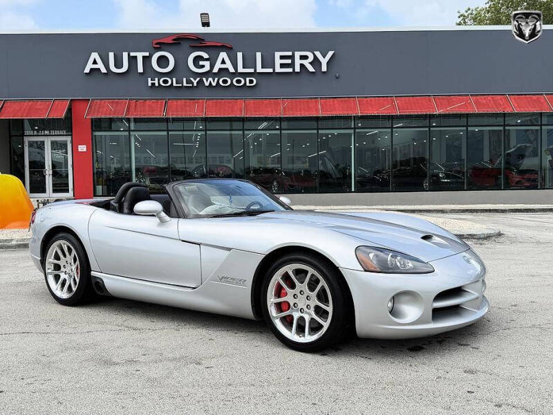 2004 Dodge Viper SRT-10