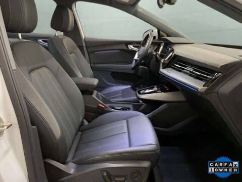 2024 Audi Q4 e-tron quattro Premium Plus 50