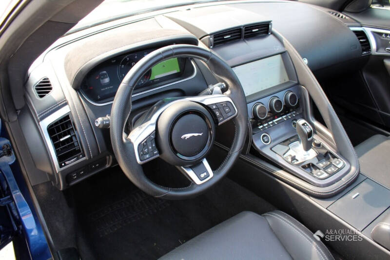 2021 Jaguar F-TYPE R