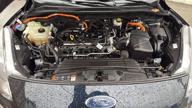 2021 Ford Escape Hybrid SEL