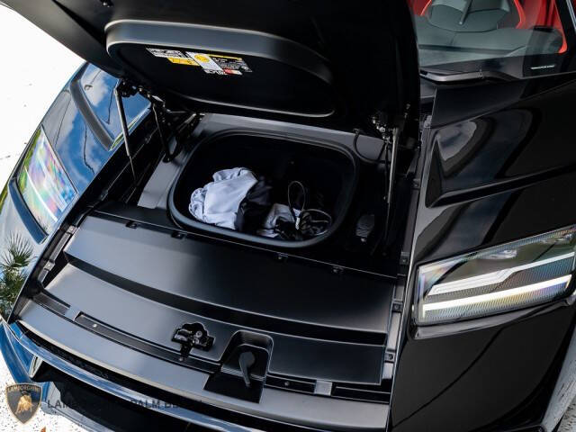 2022 Lamborghini Countach LPI 800-4