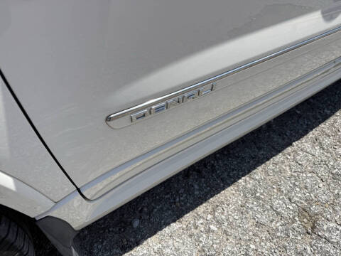 2012 GMC Acadia Denali