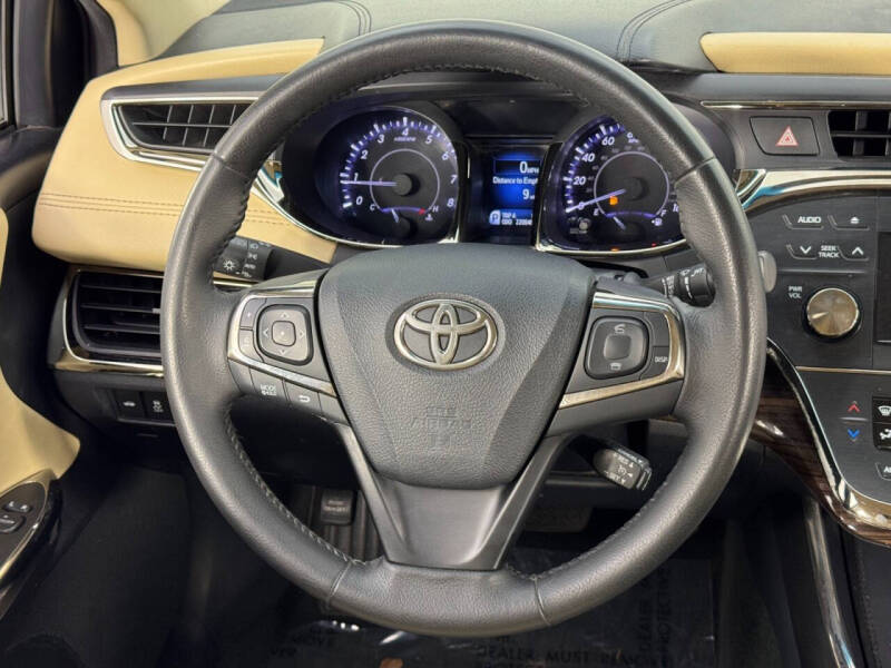 2013 Toyota Avalon XLE