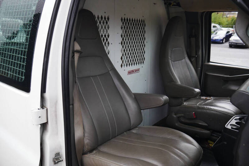 2016 GMC Savana 2500