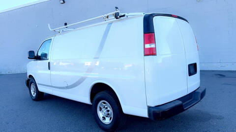 2020 Chevrolet Express 3500