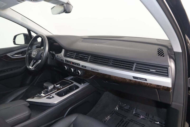 2018 Audi Q7 2.0T quattro Premium Plus