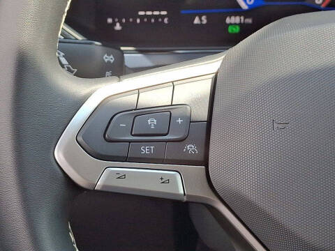 2024 Volkswagen Taos SE