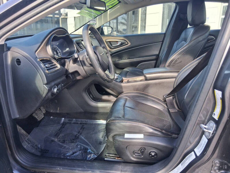 2015 Chrysler 200 C
