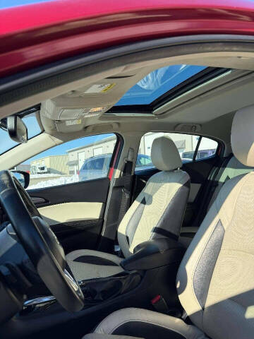 2015 Mazda MAZDA3 s Grand Touring