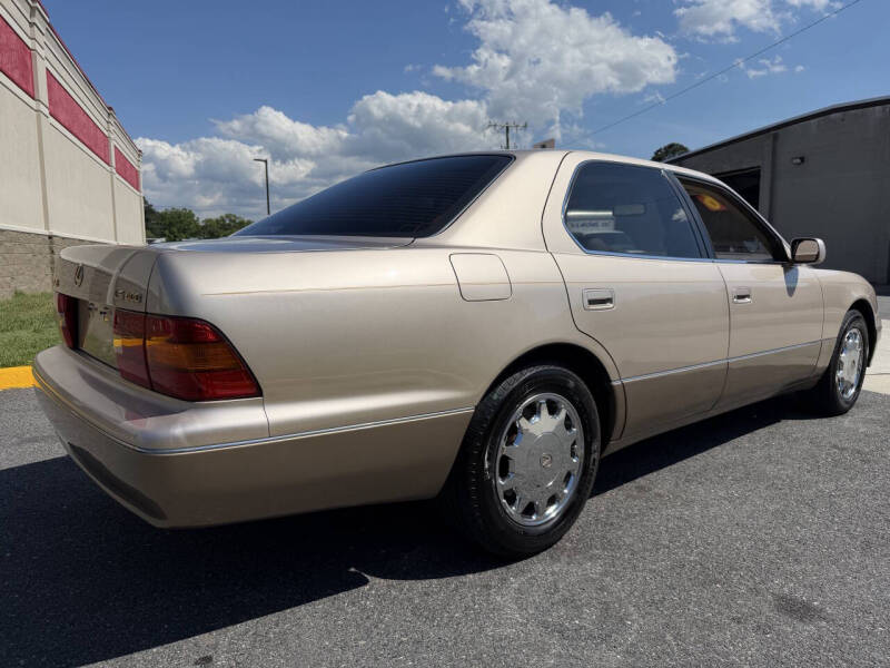 1996 Lexus LS 400