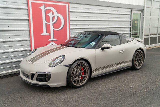 2019 Porsche 911 36