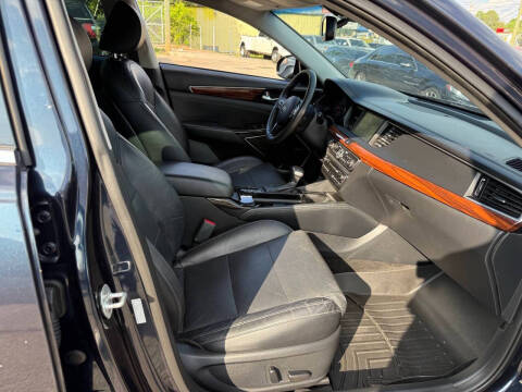 2017 Kia Cadenza Premium