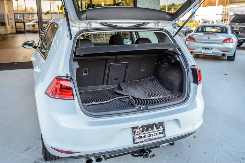 2016 Volkswagen Golf TSI S