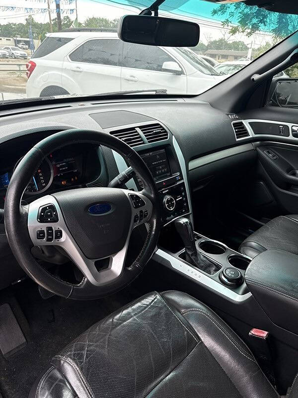 2014 Ford Explorer Sport