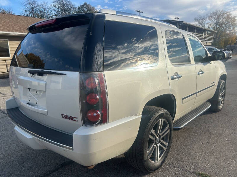 2011 GMC Yukon Denali