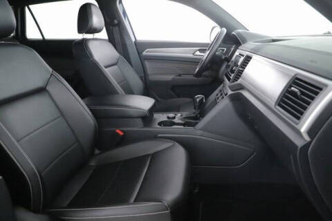 2022 Volkswagen Atlas Cross Sport SE 4Motion